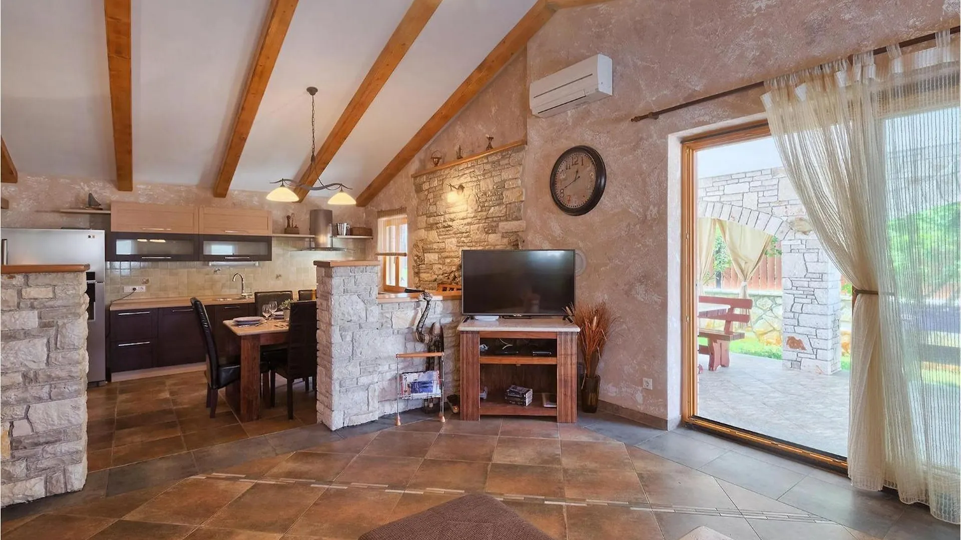 Villa Family Pula Holiday home